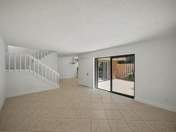 $390,000 | 825 Center Street, Unit 12A, Jupiter, FL 33458