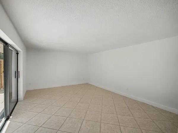 $390,000 | 825 Center Street, Unit 12A, Jupiter, FL 33458