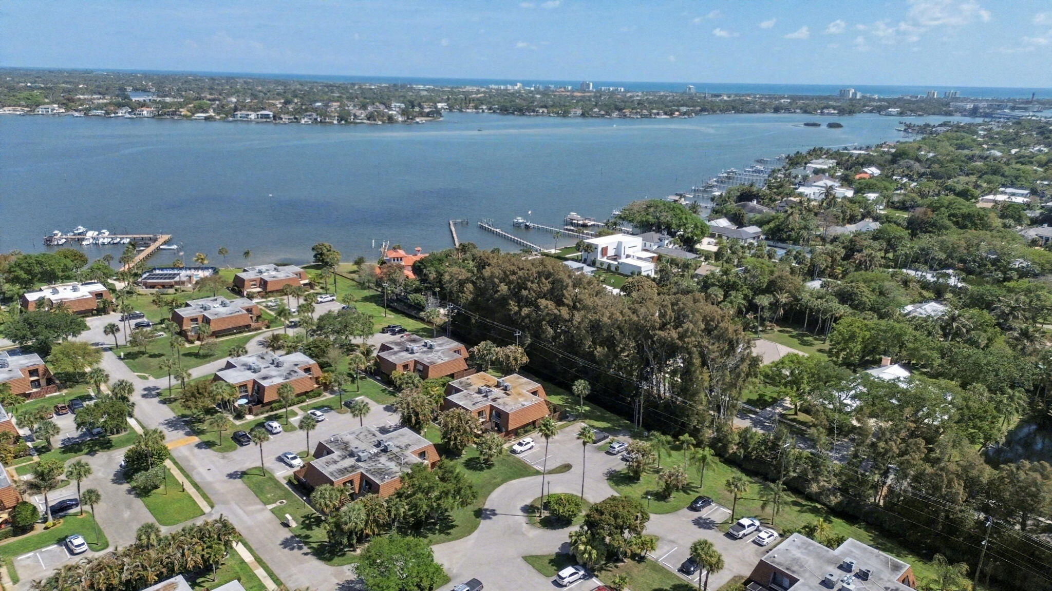 825 Center Street, Unit 12A Jupiter, FL 33458 - Photo 29 of 32 20-web-or-mls-001 (2)