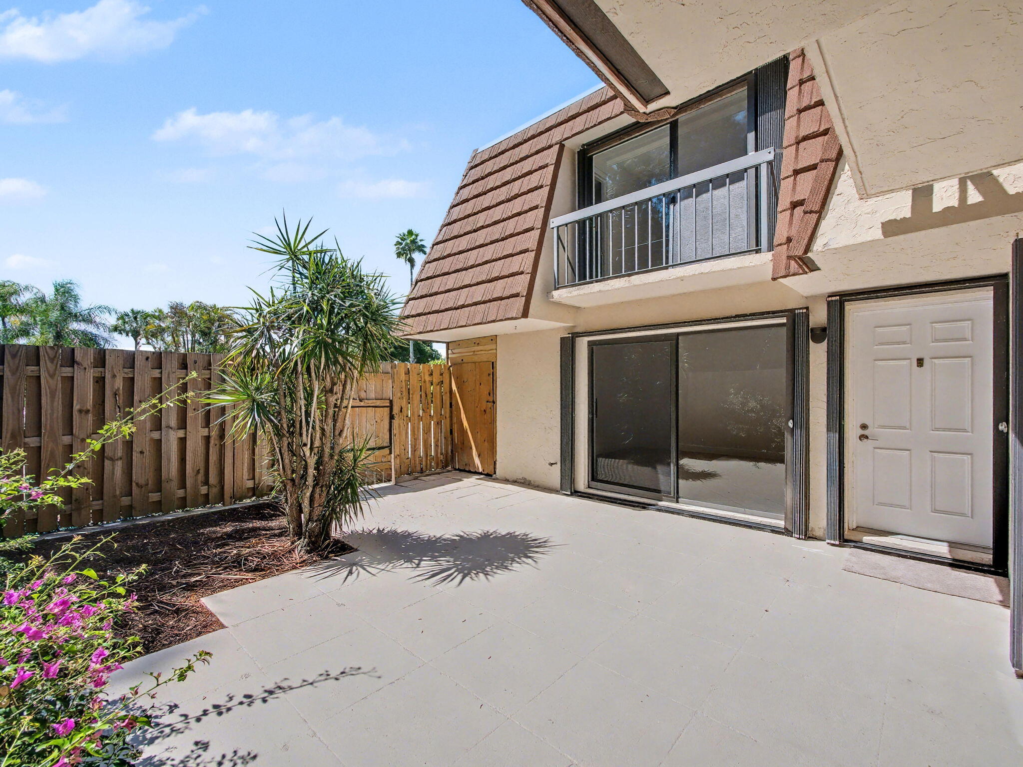 825 Center Street, Unit 12A Jupiter, FL 33458 - Photo 3 of 32 4-web-or-mls-002