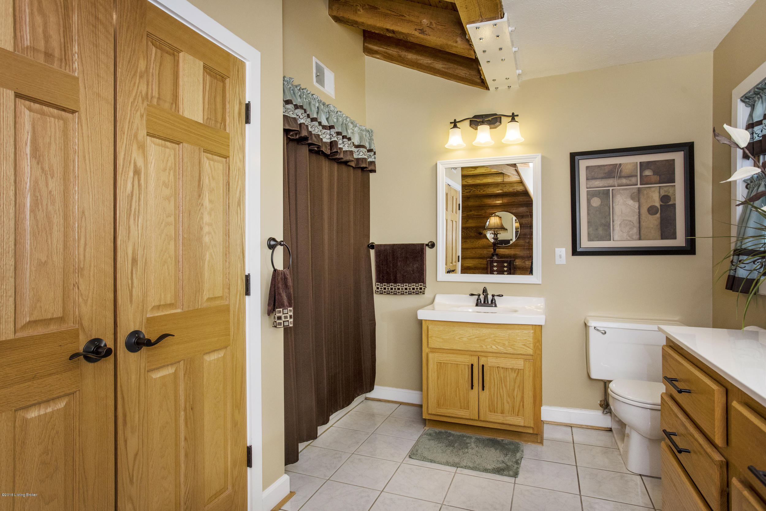 1908 Hunters Trace Road La Grange, KY 40031 - Photo 23 of 55 23-master bath