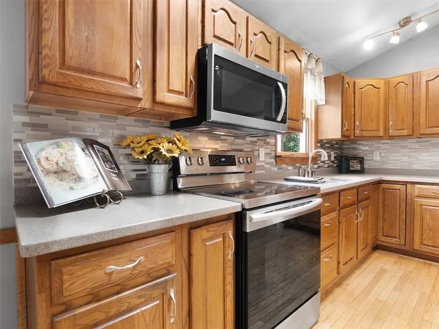 $350,000 | 6557 County Road 32, Canandaigua, NY 14424