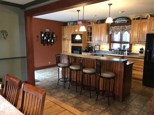 45 Kendall Avenue Rutland, VT 05701 - Photo 3 of 40