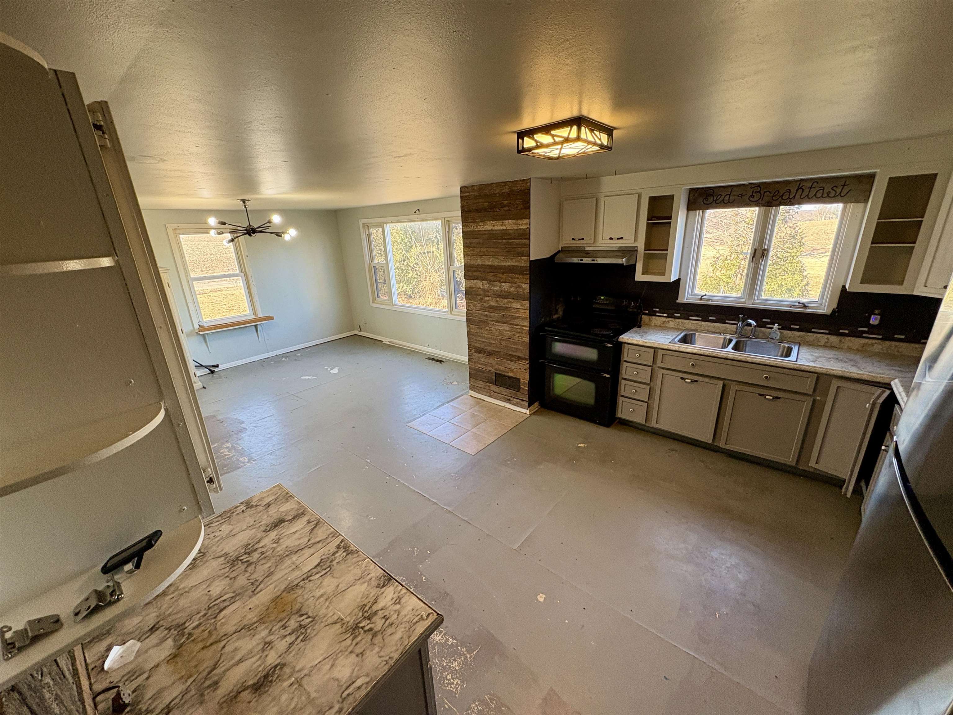 W4188 Theiler Road Monroe, WI 53566 - Photo 11 of 64