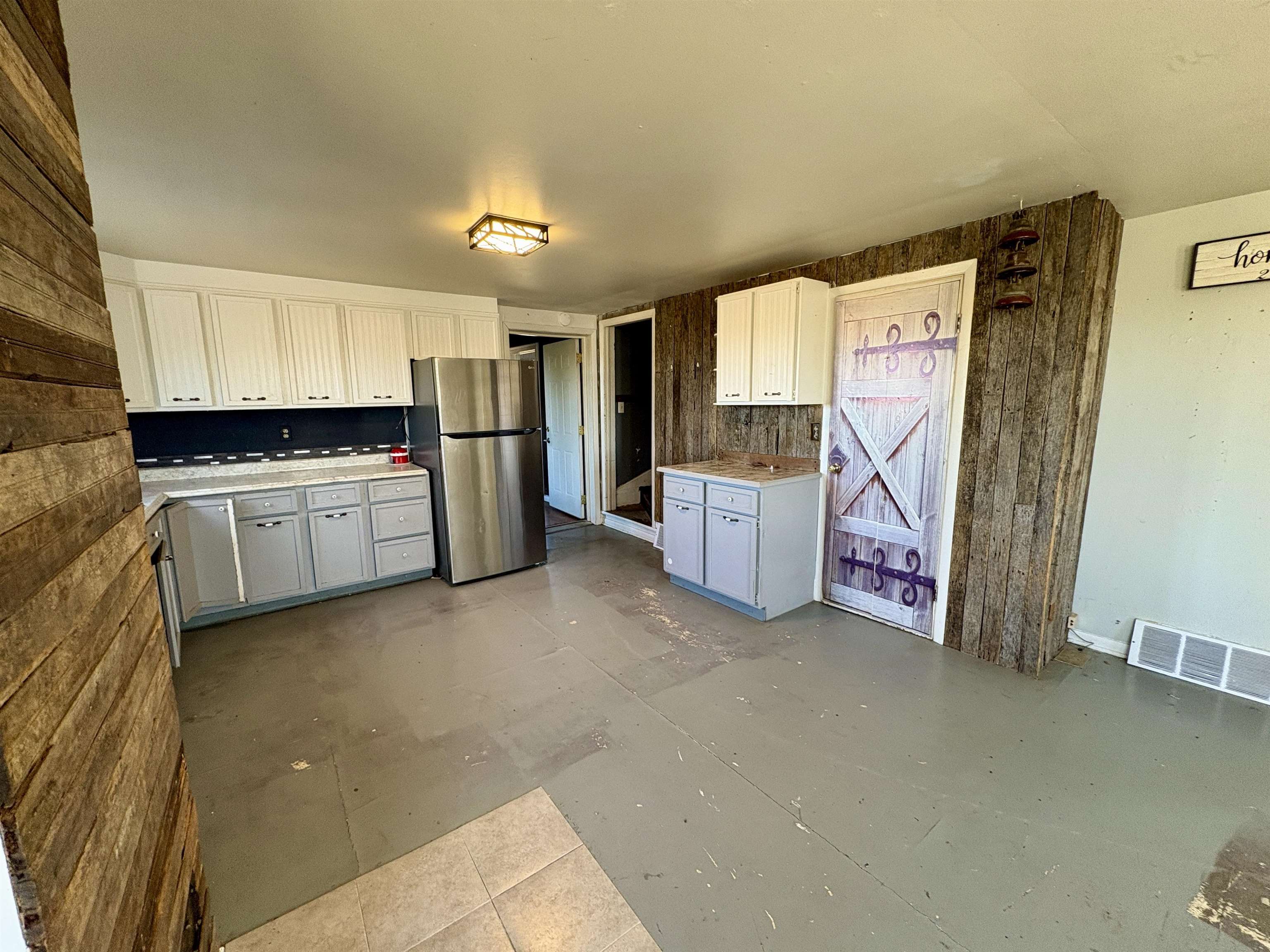 W4188 Theiler Road Monroe, WI 53566 - Photo 16 of 64