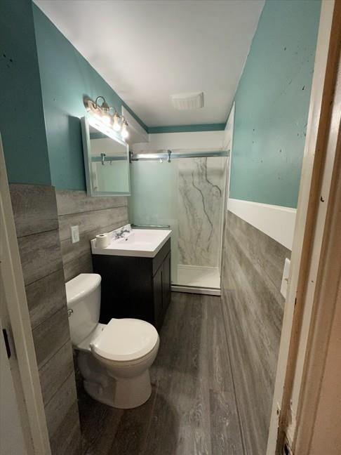 W4188 Theiler Road Monroe, WI 53566 - Photo 7 of 28