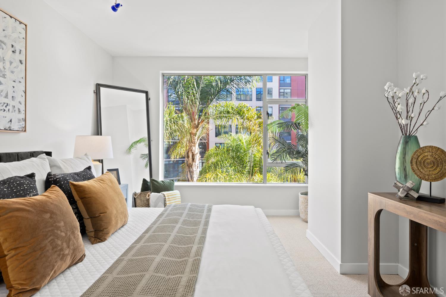 177 Townsend Street, Unit 728 San Francisco, CA 94107 - Photo 11 of 39 a living room with furniture and a window