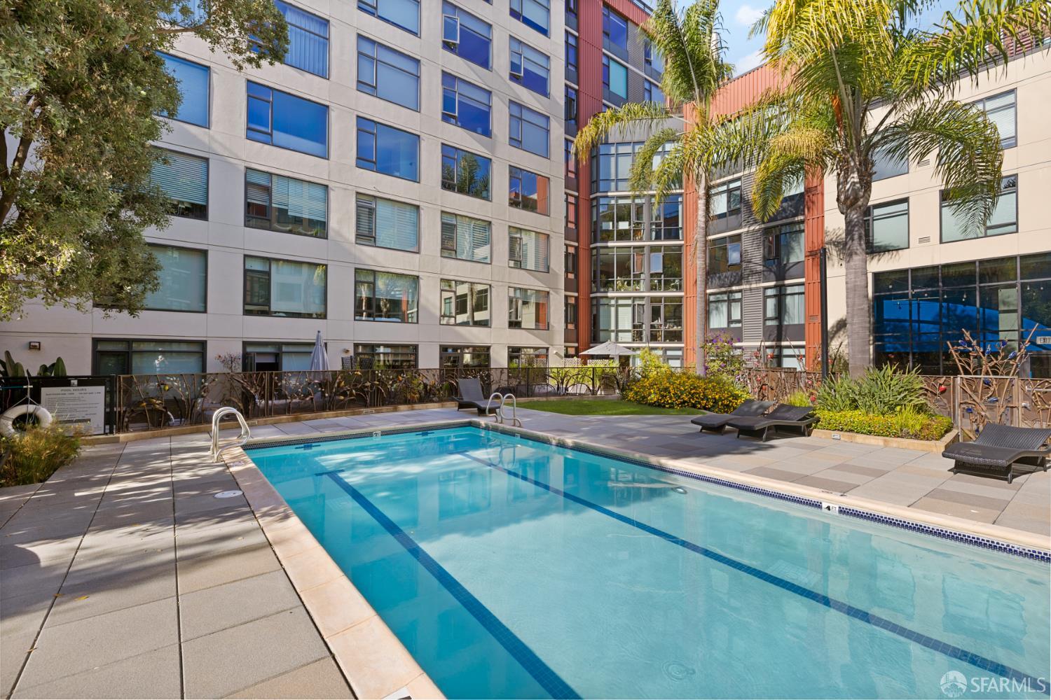 177 Townsend Street, Unit 728 San Francisco, CA 94107 - Photo 38 of 39 a view of a building with a swimming pool