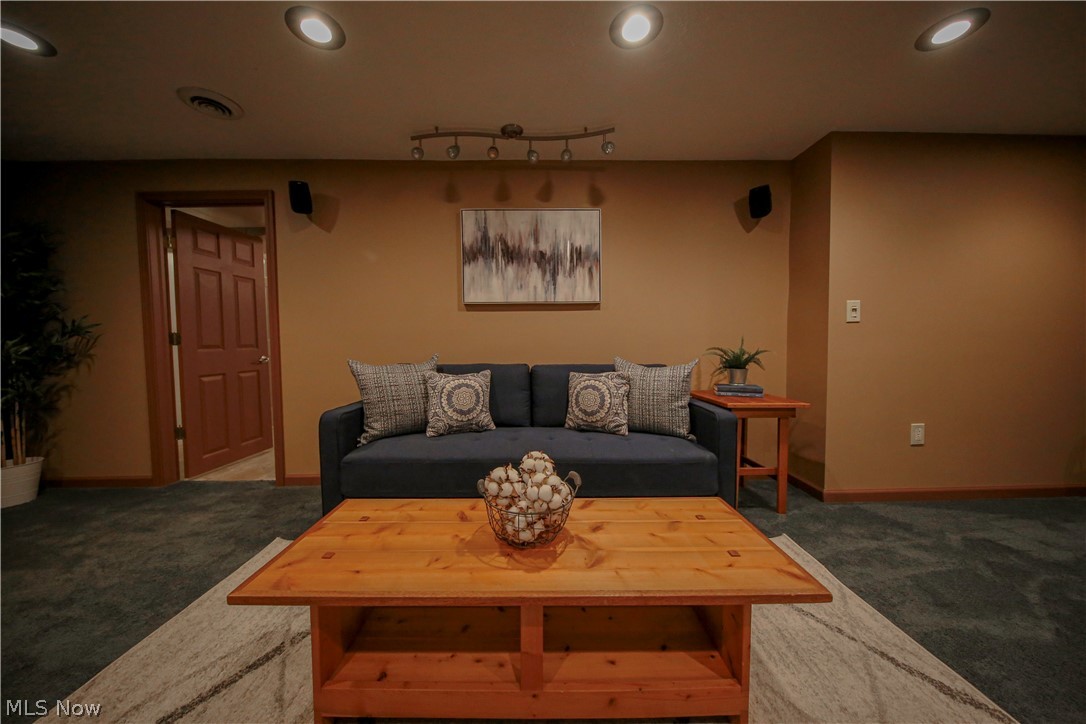 11505 Colburn Road Painesville, OH 44077 - Photo 28 of 35