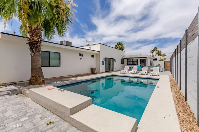 $9,450 | 4301 North 78th Street, Scottsdale, AZ 85251