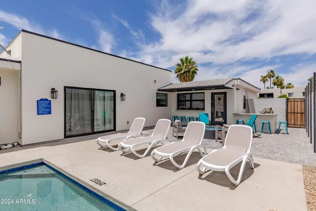 $9,450 | 4301 North 78th Street, Scottsdale, AZ 85251