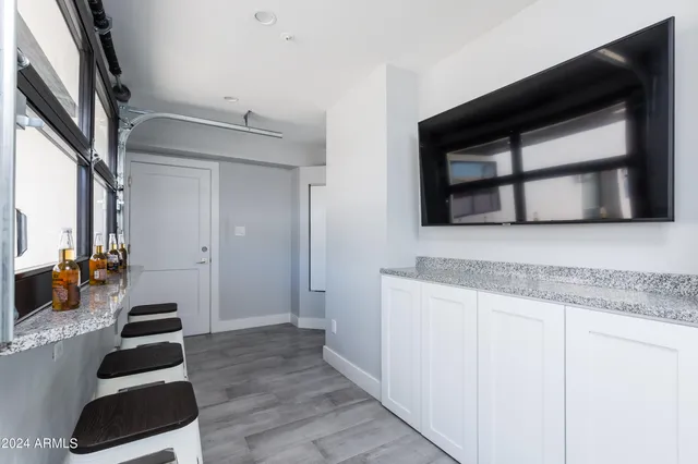 $9,450 | 4301 North 78th Street, Scottsdale, AZ 85251