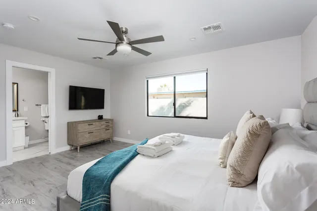 $9,450 | 4301 North 78th Street, Scottsdale, AZ 85251