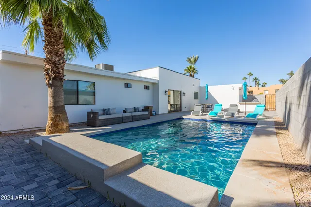 $9,450 | 4301 North 78th Street, Scottsdale, AZ 85251