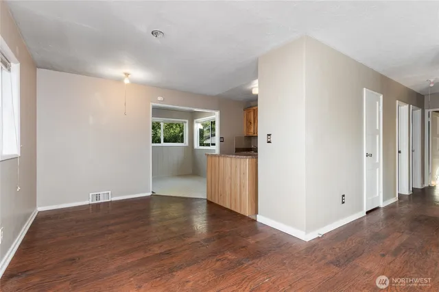 $549,950 | 2202 Northeast 9th Place, Renton, WA 98056