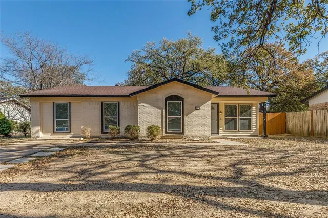 $260,000 | 3104 Forestdale Lane, Balch Springs, TX 75180