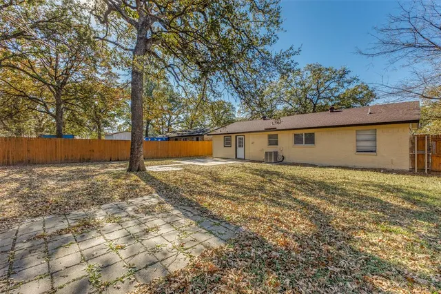 $260,000 | 3104 Forestdale Lane, Balch Springs, TX 75180