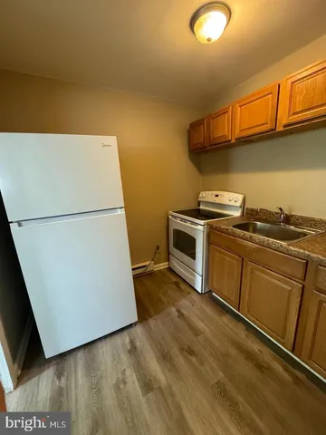 $1,300 | 307 Headley Street, Unit 4, Bristol, PA 19007