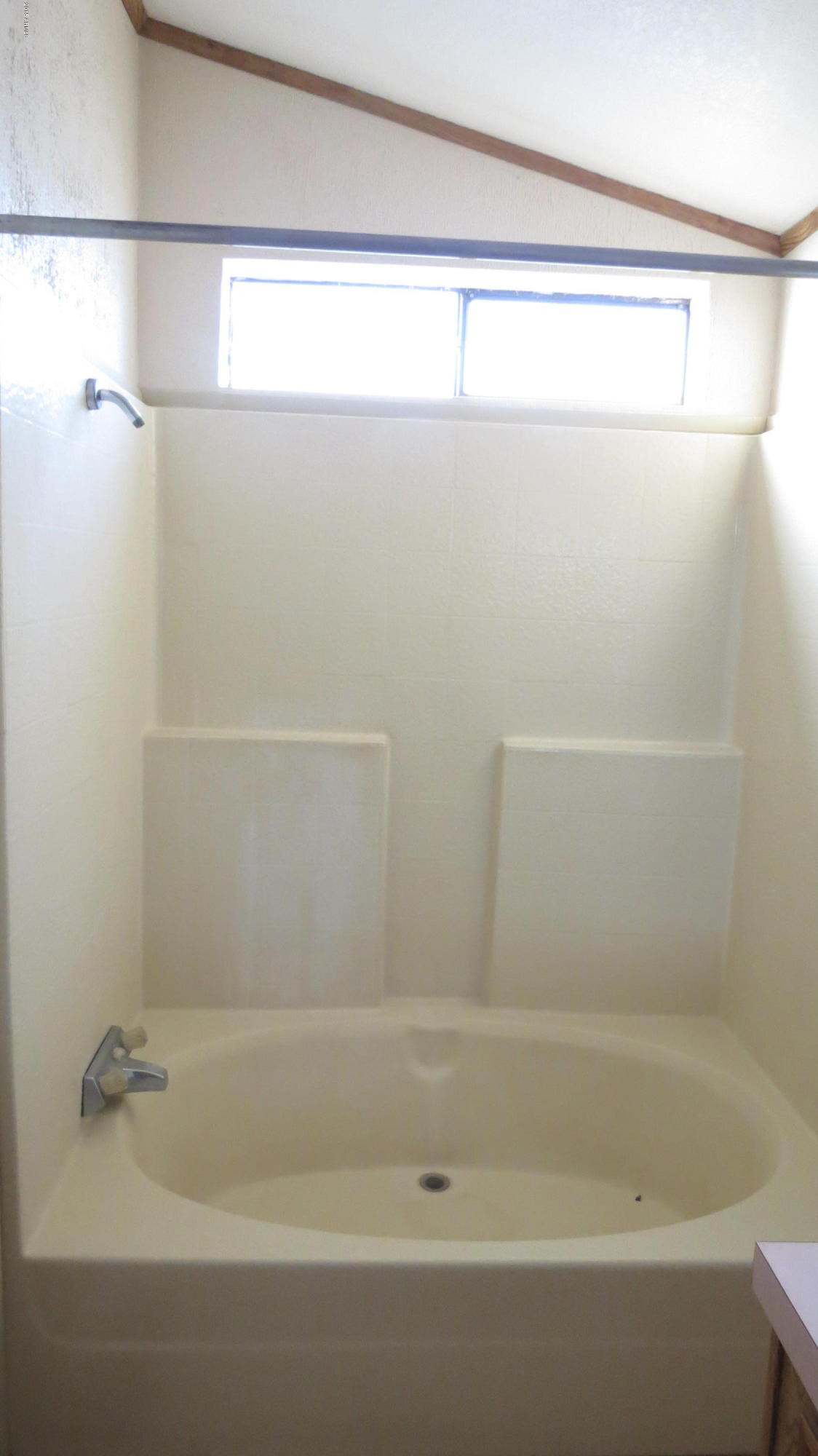2687 South Warren Road Maricopa, AZ 85139 - Photo 12 of 24 Master Bathroom - Tub/Shower