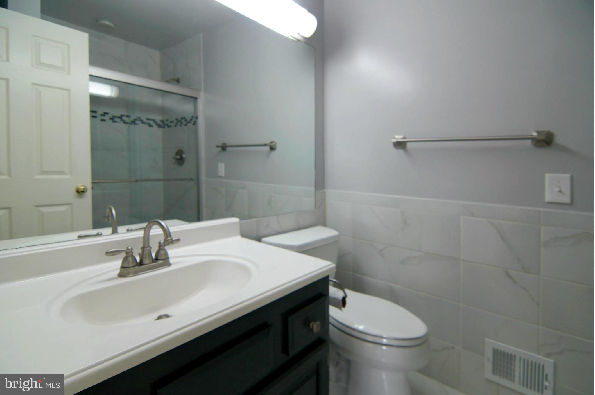 6581 Cypress Point Road Alexandria, VA 22312 - Photo 15 of 29 Master Bath View 1