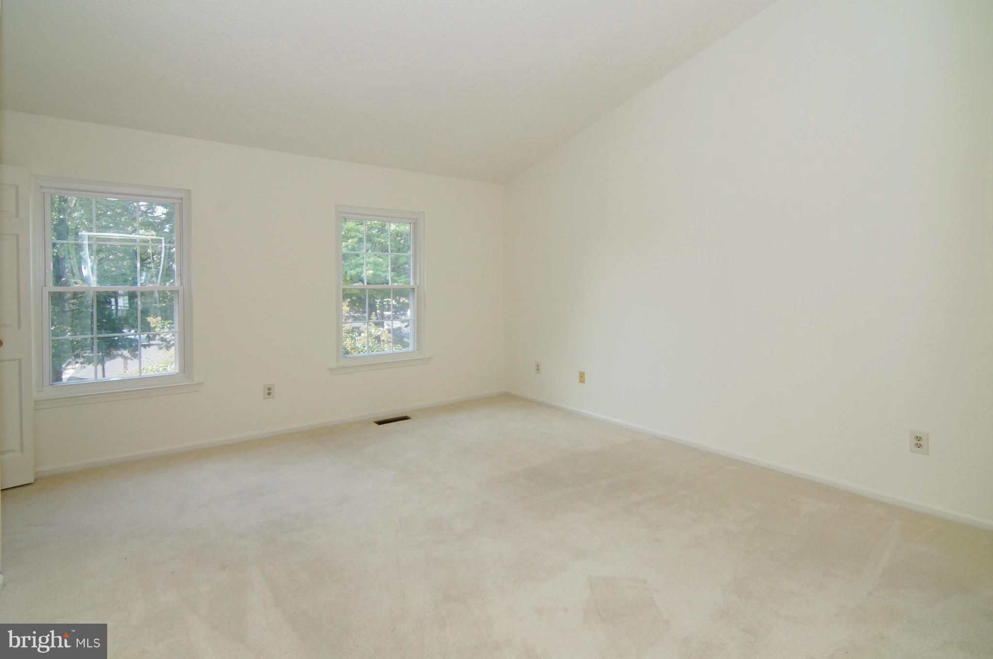 6581 Cypress Point Road Alexandria, VA 22312 - Photo 18 of 29 2nd Bedroom