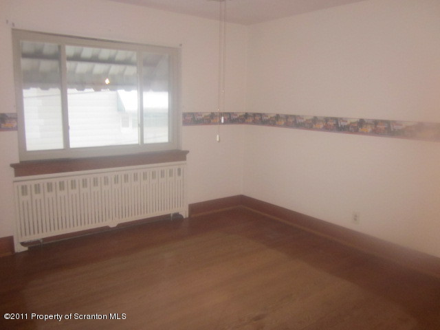 631 Perry Court Hazleton, PA 18201 - Photo 6 of 13 Gallery Image 6
