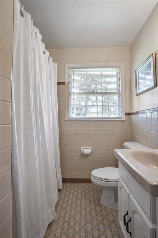 1419 Sharon Road Tallahassee, FL 32303 - Photo 7 of 34 Gallery Image 7