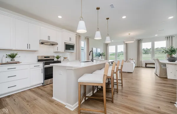 $395,000 | 754 Daisy Street, Greenwood, IN 46143