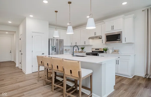$395,000 | 754 Daisy Street, Greenwood, IN 46143