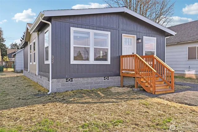 $329,000 | 332 23rd Avenue, Longview, WA 98632