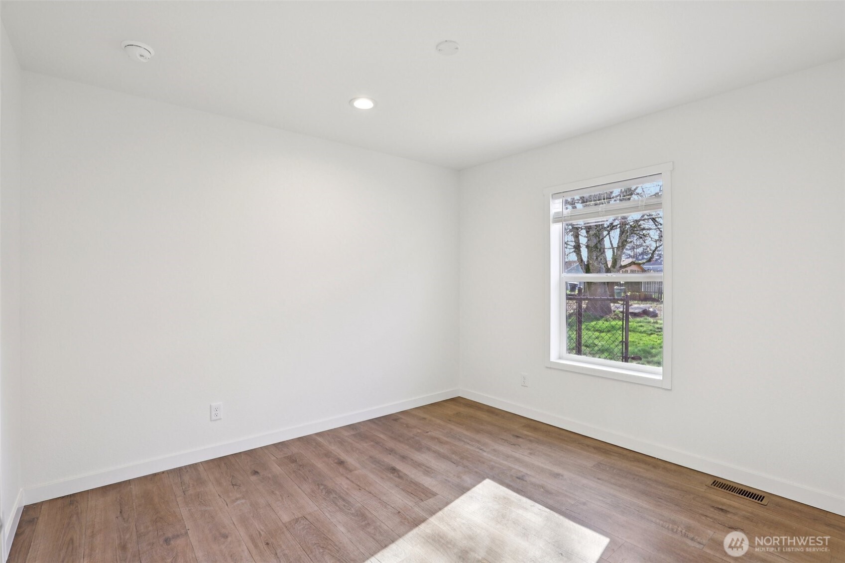 332 23rd Avenue Longview, WA 98632 - Photo 17 of 38