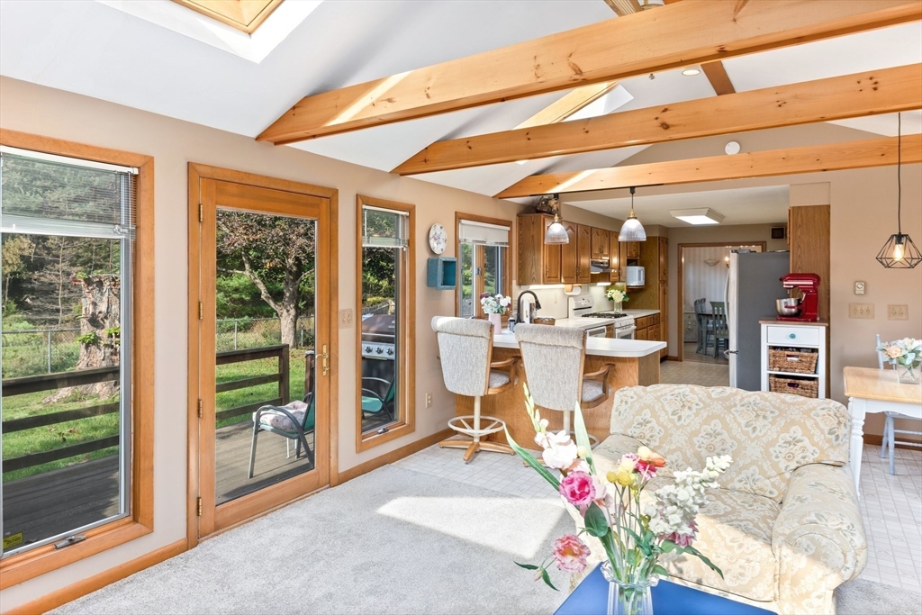 531 Bay Road Sharon, MA 02067 - Photo 17 of 33 Gallery Image 17