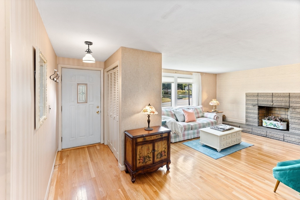 531 Bay Road Sharon, MA 02067 - Photo 20 of 33 Gallery Image 20