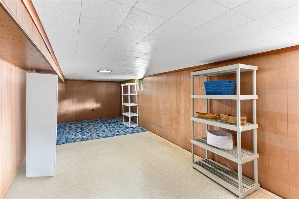 531 Bay Road Sharon, MA 02067 - Photo 29 of 33 Gallery Image 29