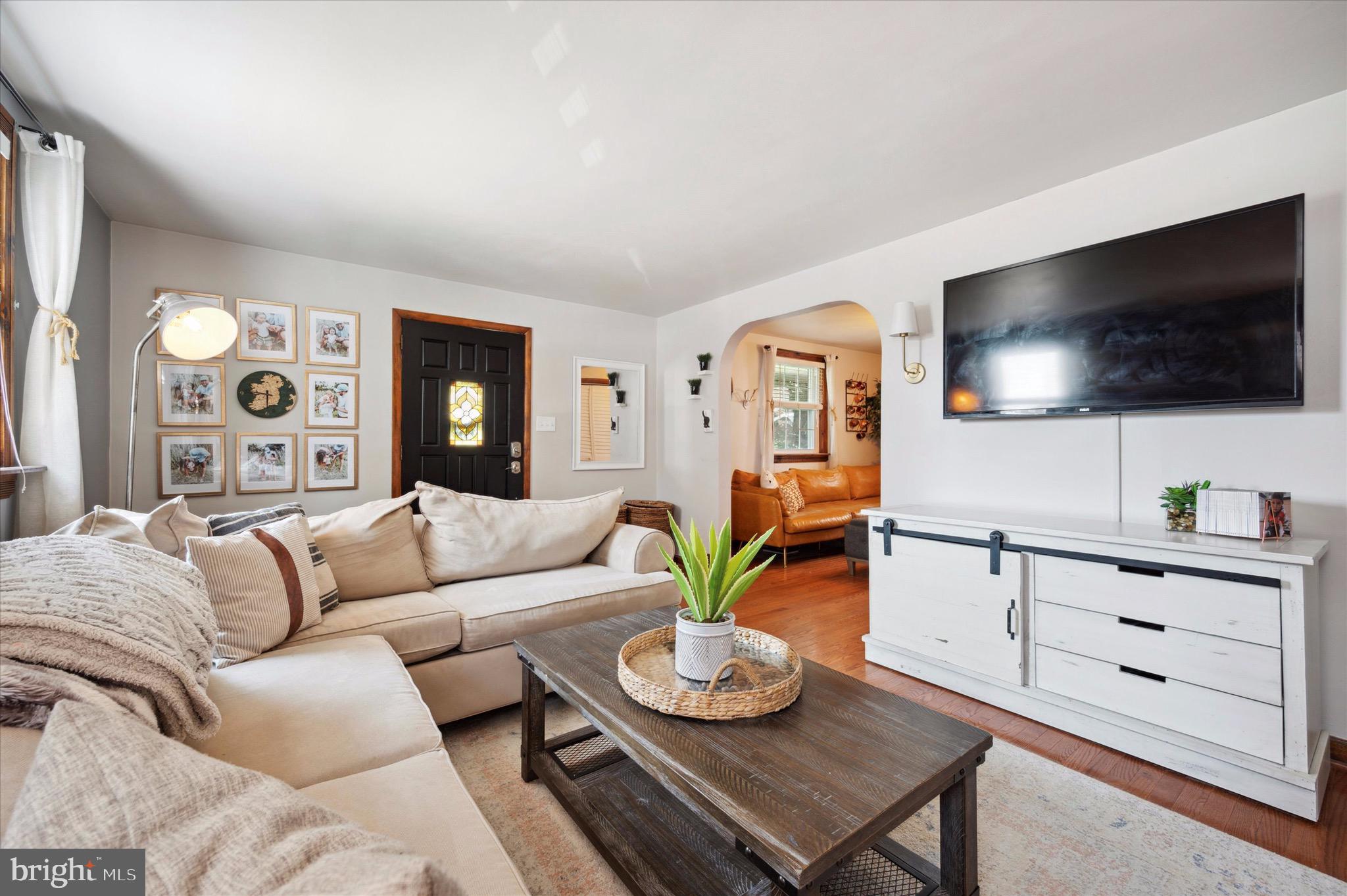 616 Stanbridge Road Morton, PA 19070 - Photo 4 of 34 Gallery Image 4