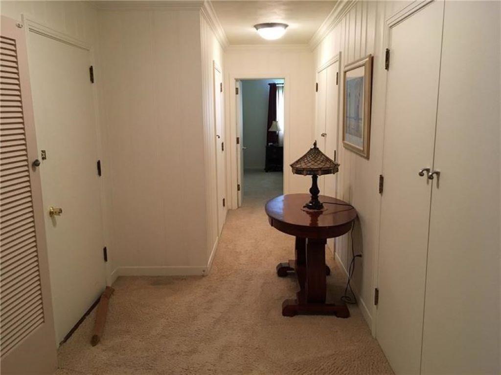 307 Country Club Road Butler, PA 16002 - Photo 15 of 24 Main Hallway