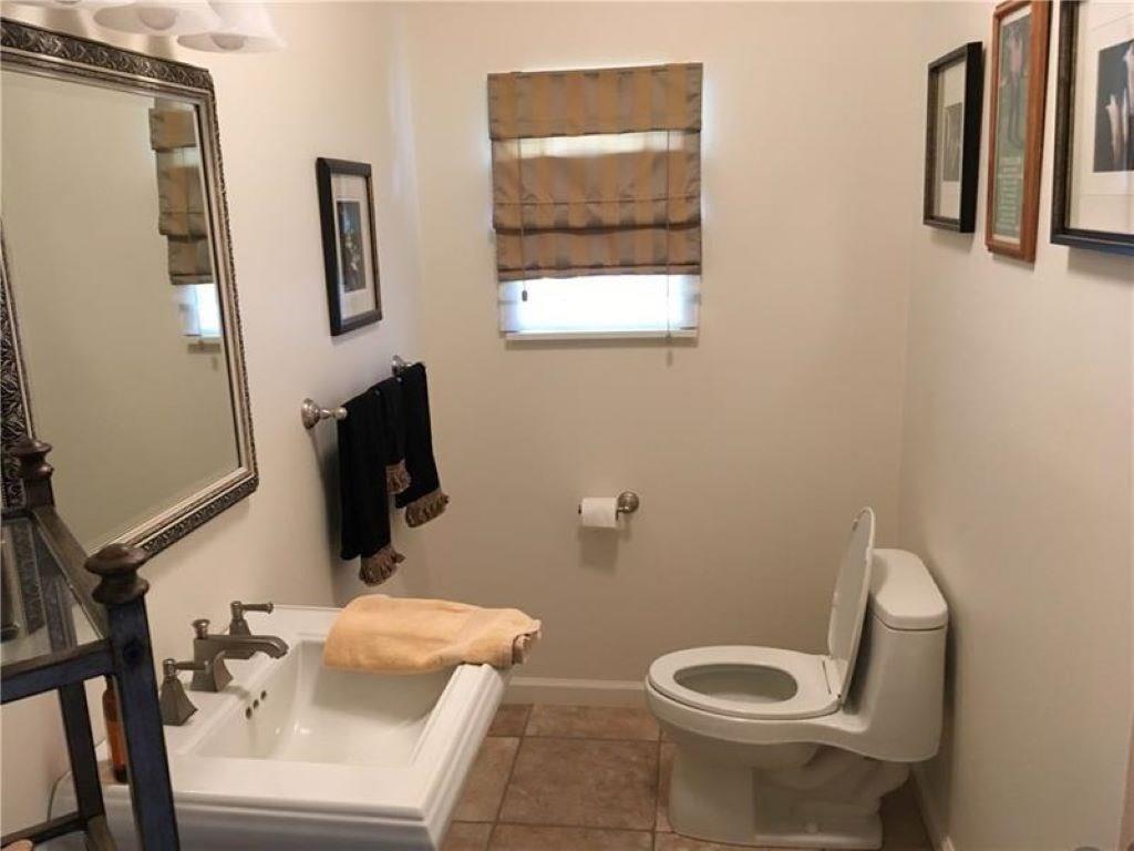 307 Country Club Road Butler, PA 16002 - Photo 22 of 24 Powder Room