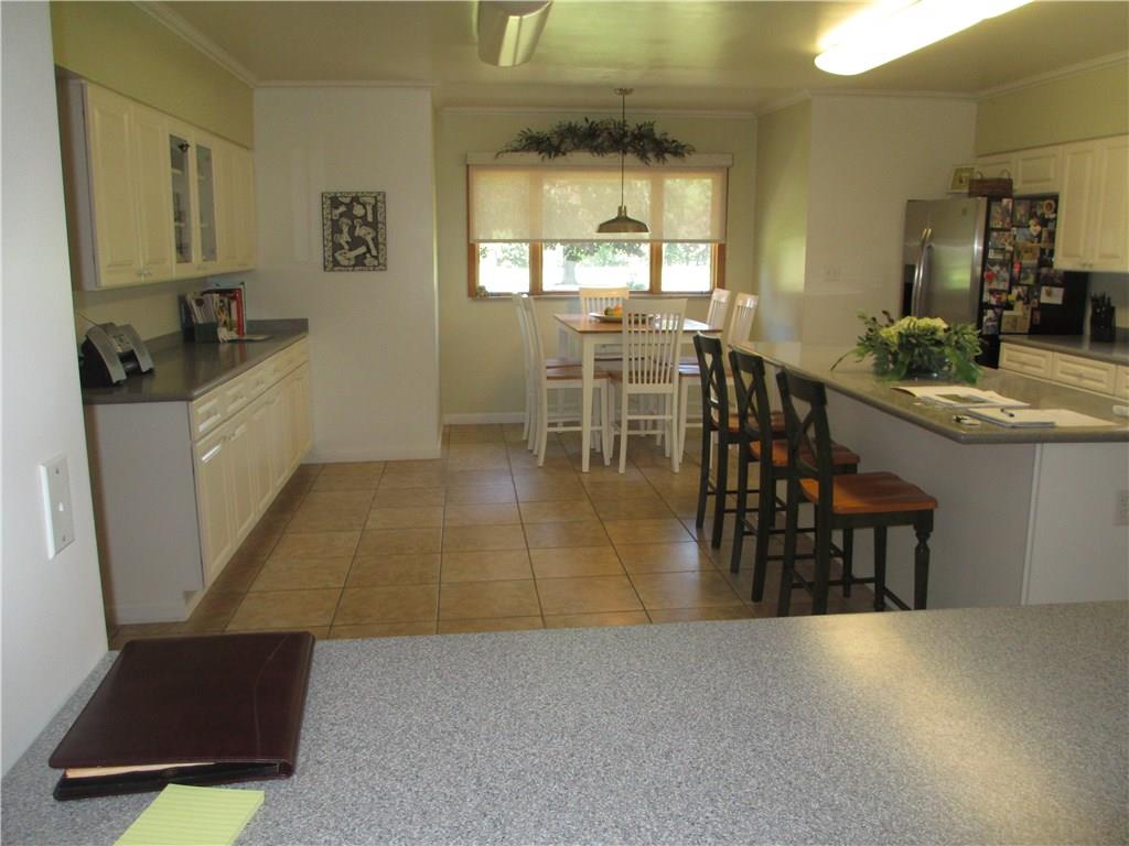 307 Country Club Road Butler, PA 16002 - Photo 9 of 24 Kitchen