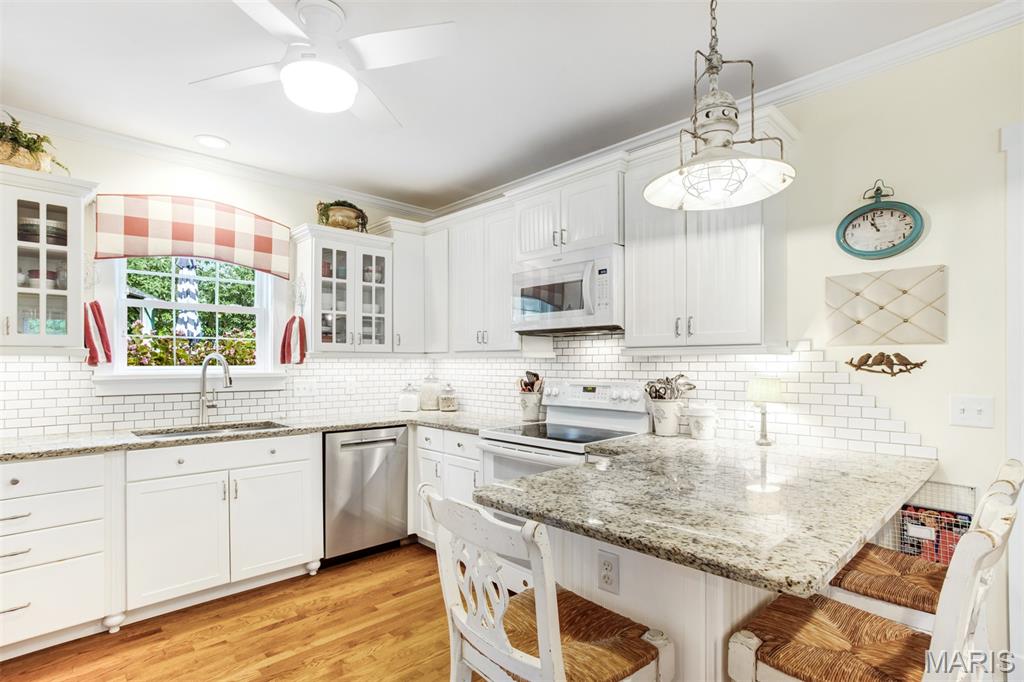 802 South Berry Road St. Louis, MO 63122 - Photo 12 of 67