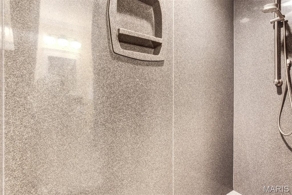 802 South Berry Road St. Louis, MO 63122 - Photo 27 of 67