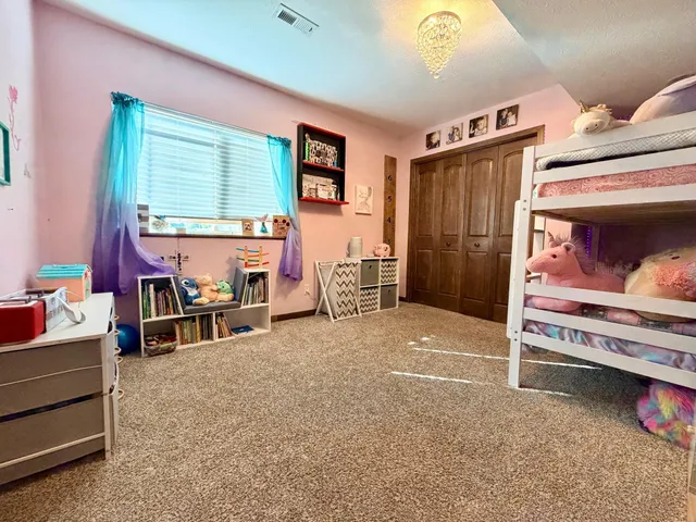 $315,000 | 1727 Grand Avenue, Worthington, MN 56187