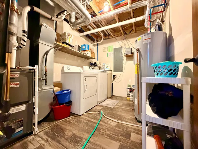 $315,000 | 1727 Grand Avenue, Worthington, MN 56187