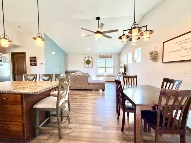 $315,000 | 1727 Grand Avenue, Worthington, MN 56187