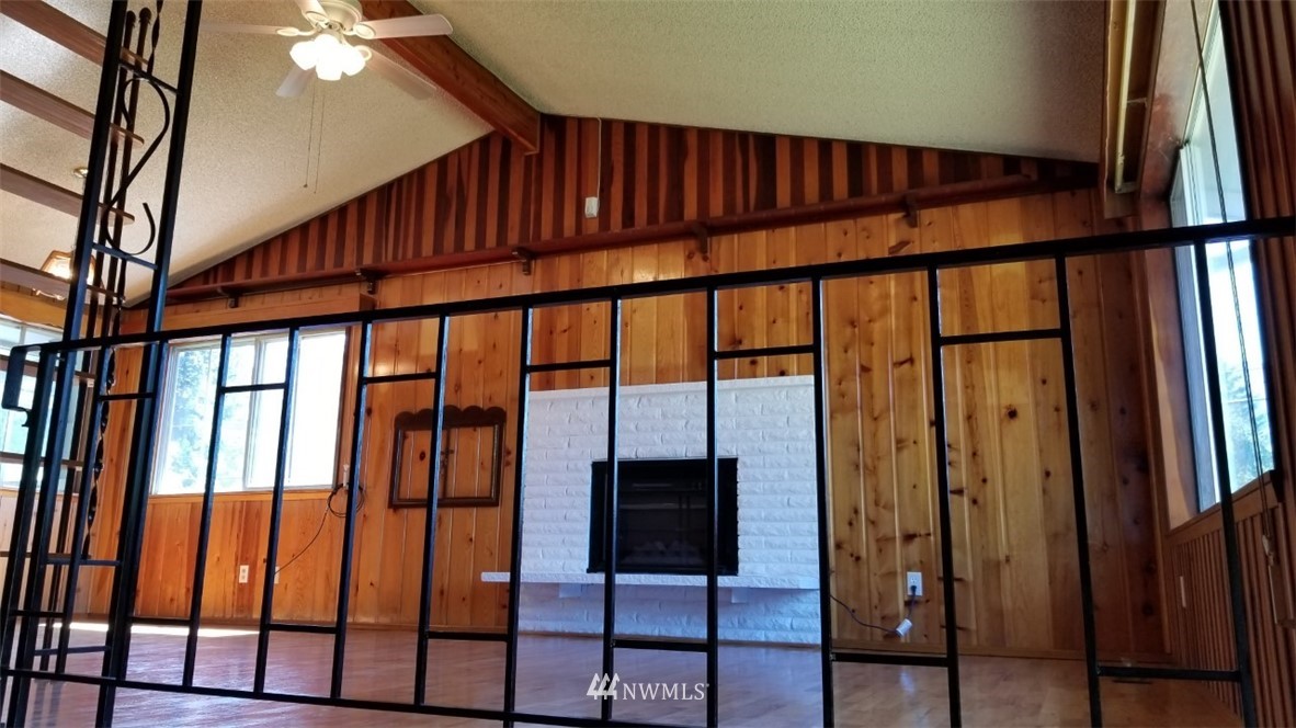 40309 May Creek Road Gold Bar, WA 98251 - Photo 3 of 39 Gallery Image 3