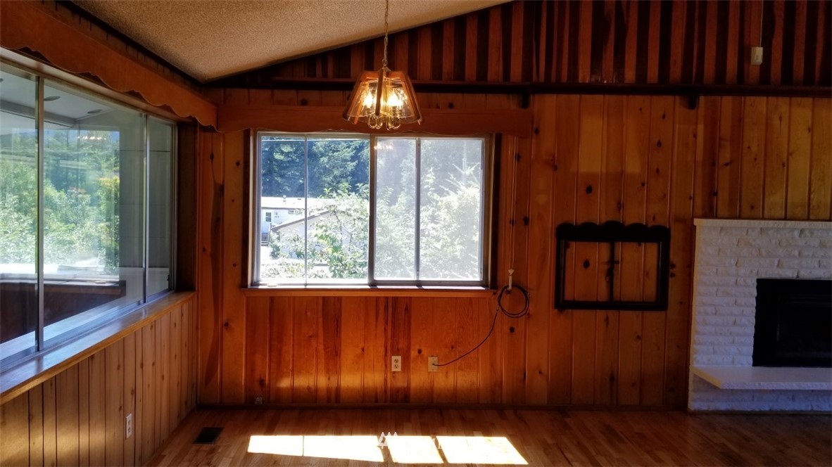 40309 May Creek Road Gold Bar, WA 98251 - Photo 5 of 39 Gallery Image 5