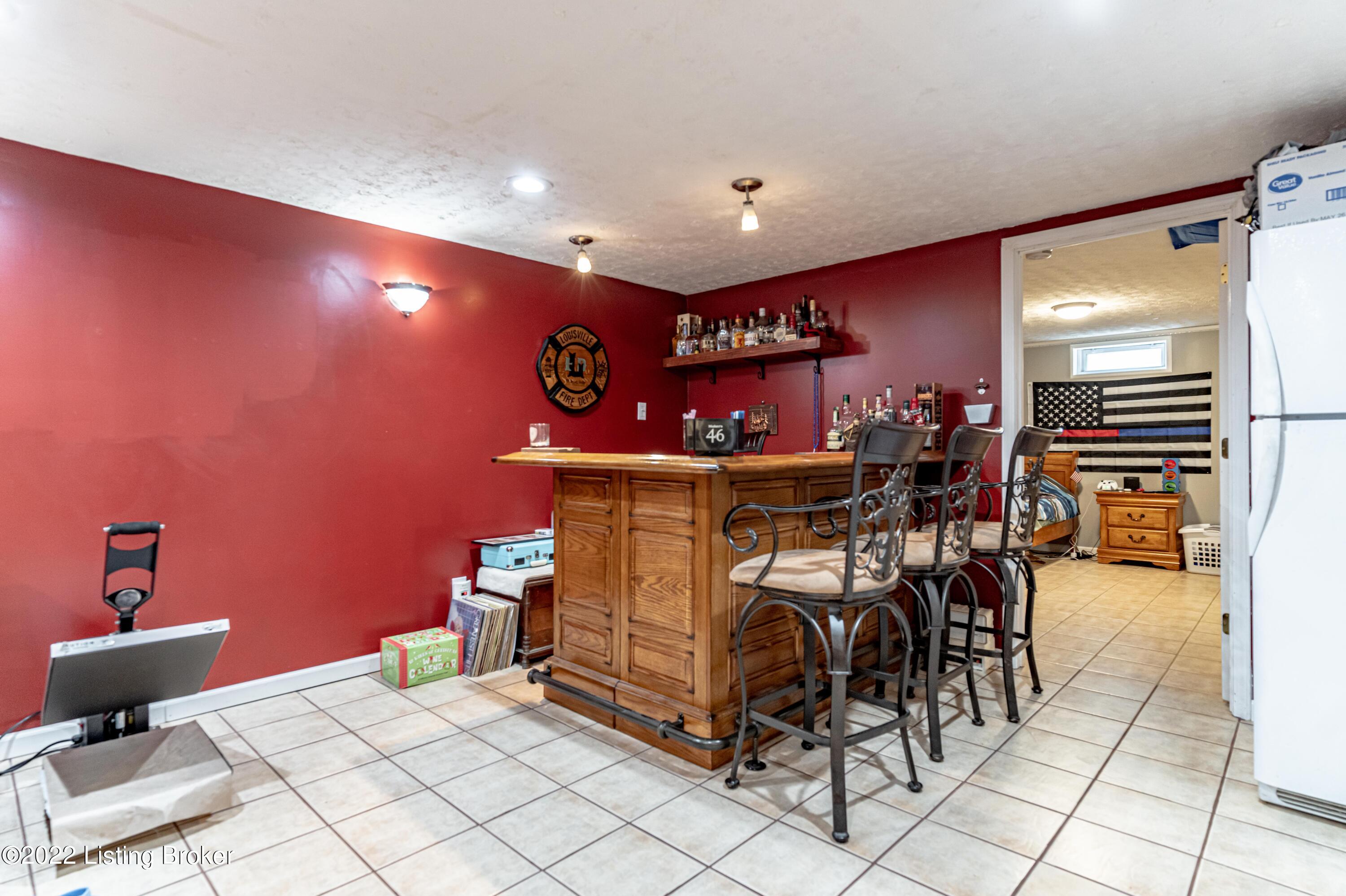 8403 Terry Road Louisville, KY 40258 - Photo 43 of 73 8403 Terry Rd (60)