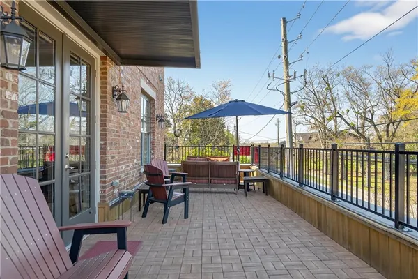 $1,125,000 | 8255 Main Street, Woodstock, GA 30188