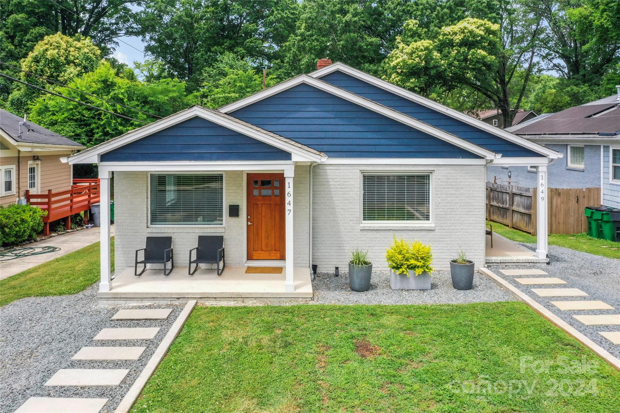 1649 Club Road Charlotte, NC 28205 - Photo 1 of 45 Gallery Image 1