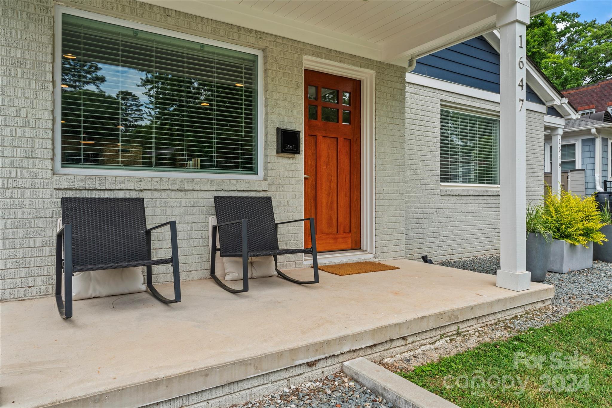 1649 Club Road Charlotte, NC 28205 - Photo 2 of 45 Gallery Image 2