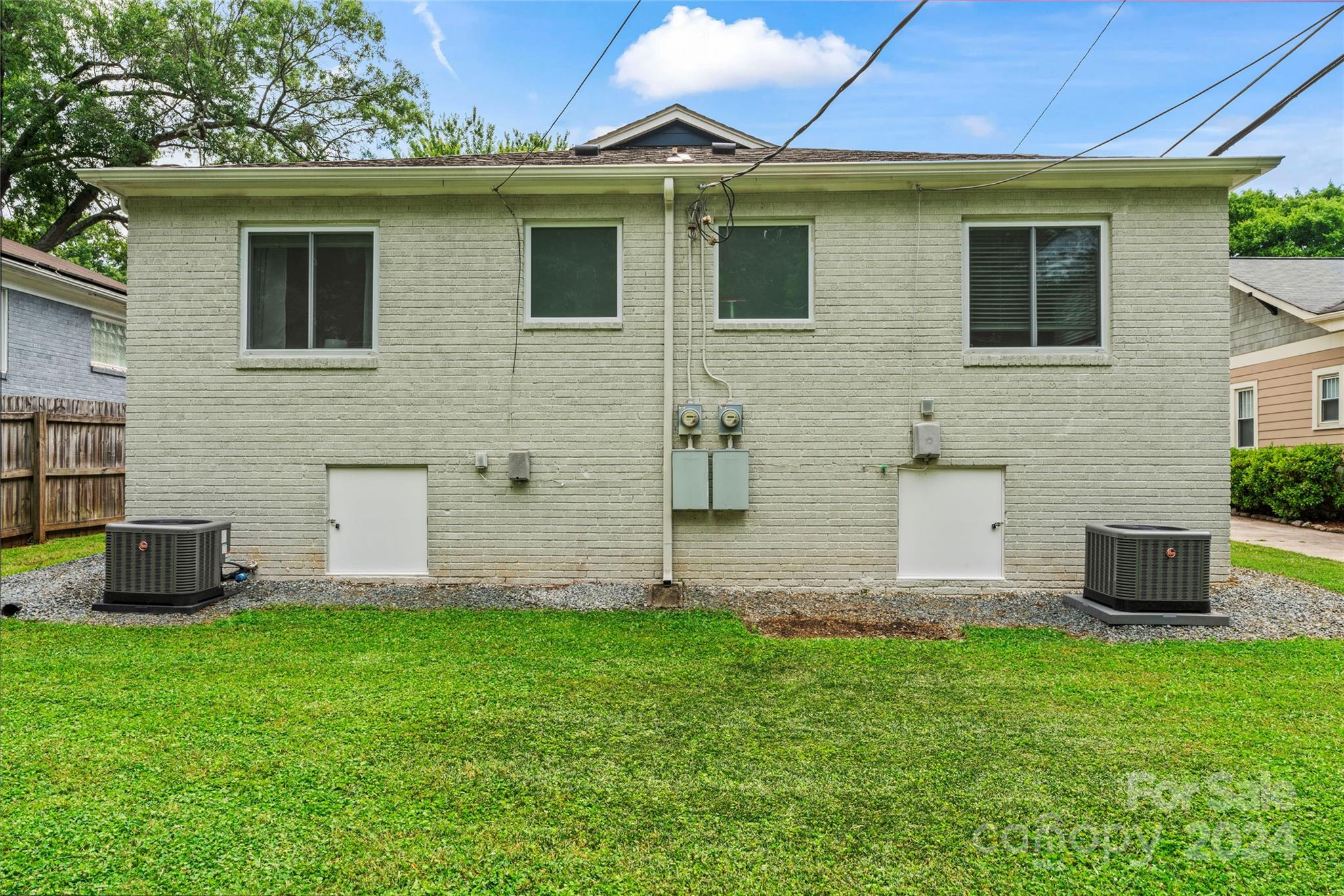 1649 Club Road Charlotte, NC 28205 - Photo 33 of 45 Gallery Image 33